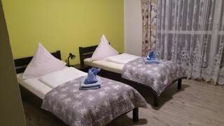 Отели типа «постель и завтрак» Neptun Колобжег Двухместный номер с 2 отдельными кроватями - Подходит для гостей с ограниченными физическими возможностями-3
